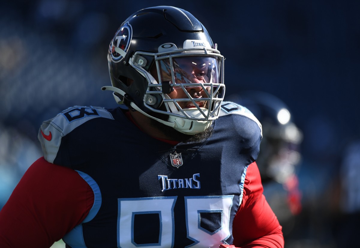 Tennessee Titans defensive tackle Jeffery Simmons (98) warms up before the game against the Houston Texans at Nissan Stadium.